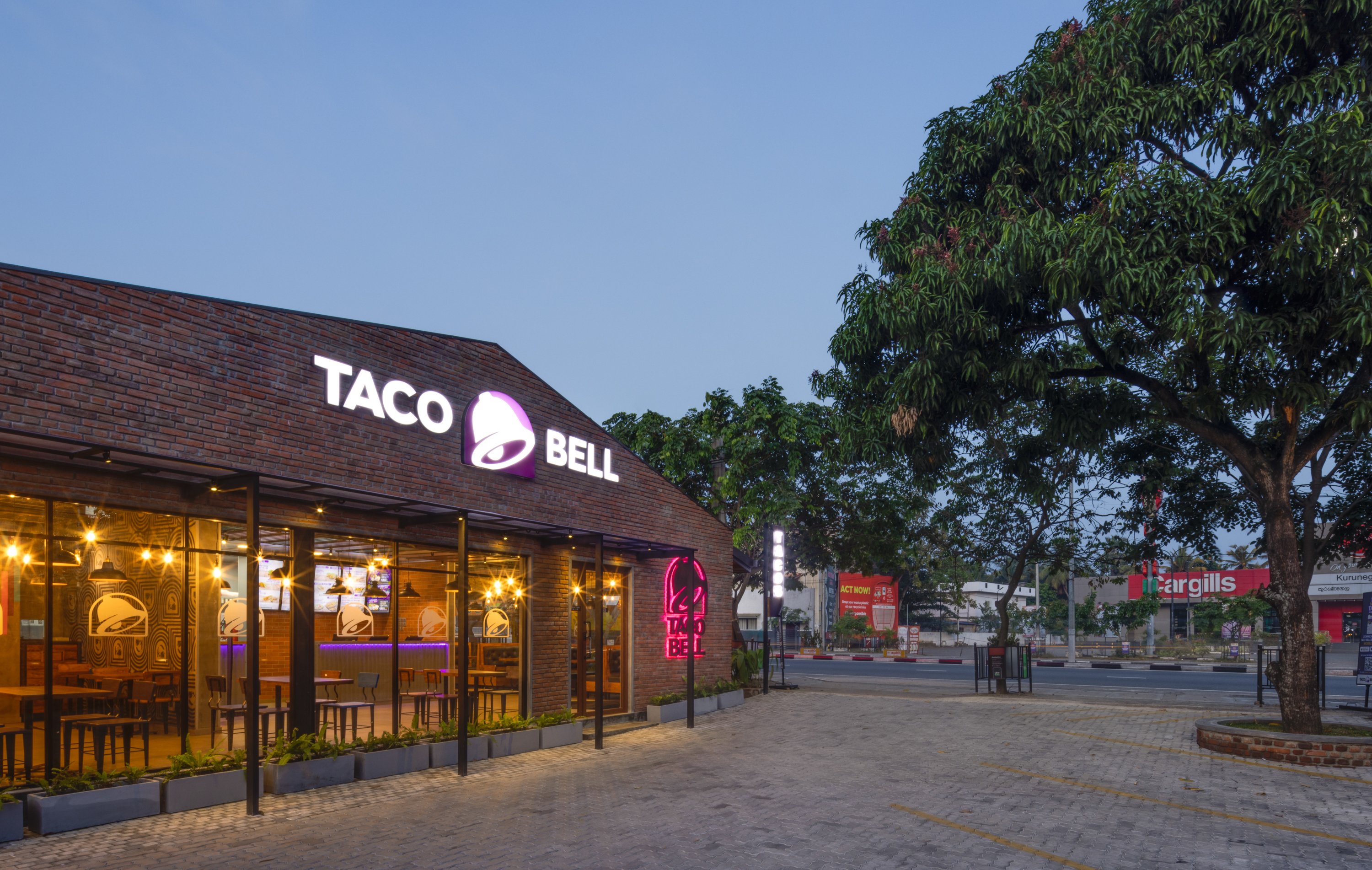 TACO BELL